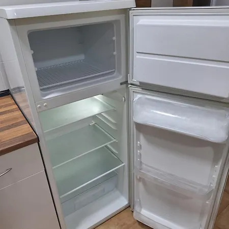 Carlos Martinez Apartamento